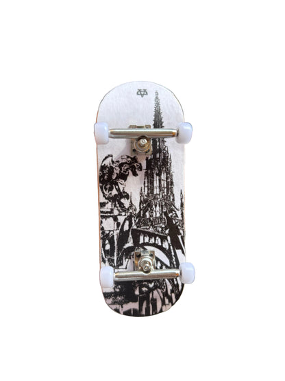 COLLECTIBLE 001