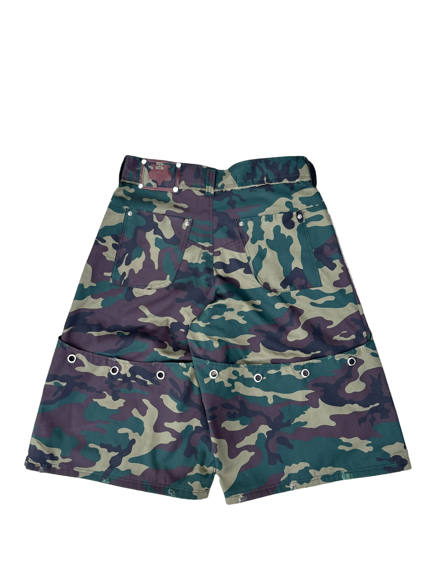 Essential camo jort