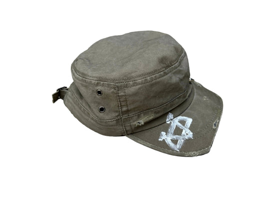 Essential military cap (logo on the visor)
